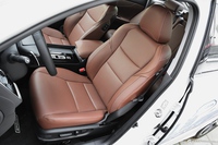 2017款思铂睿混动2.0L自动净致版