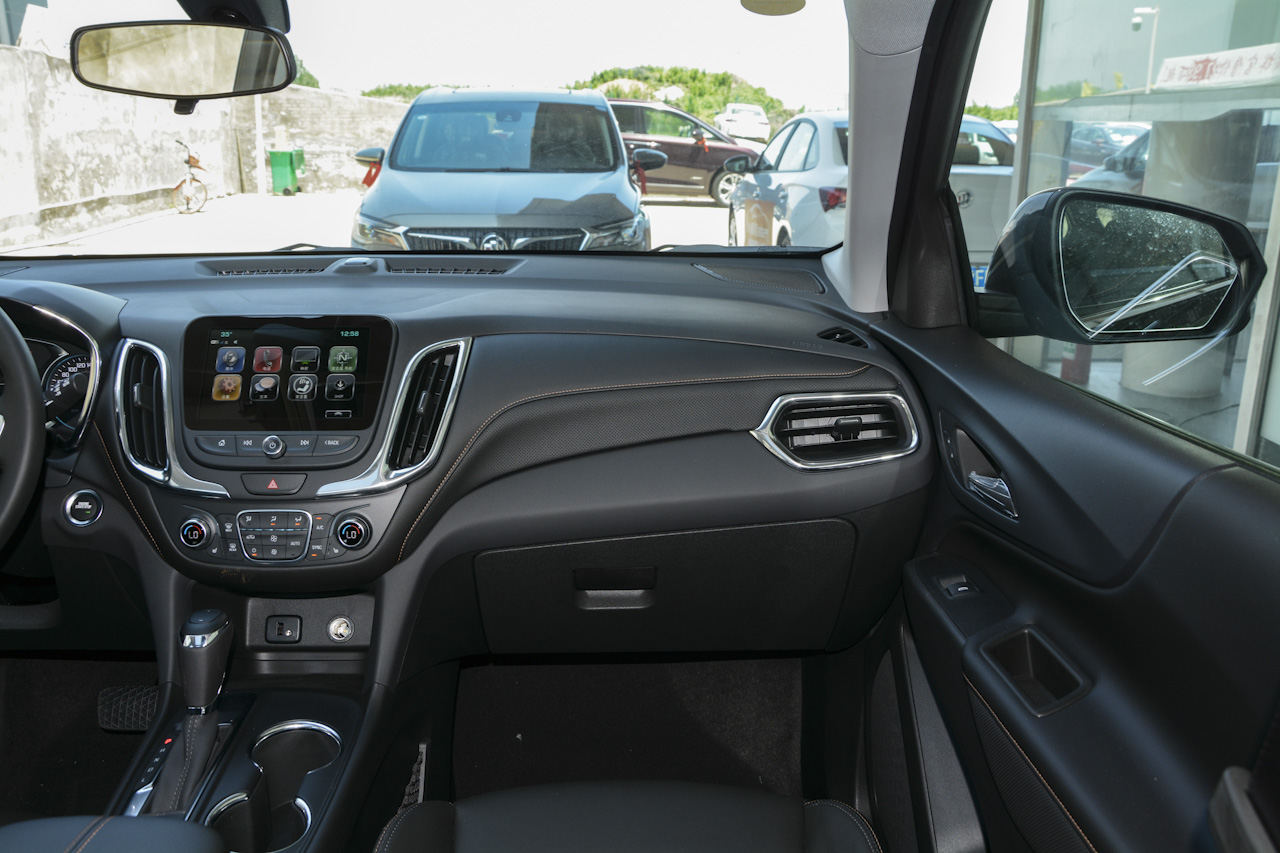 2018款探界者1.5T自动驰界版535T