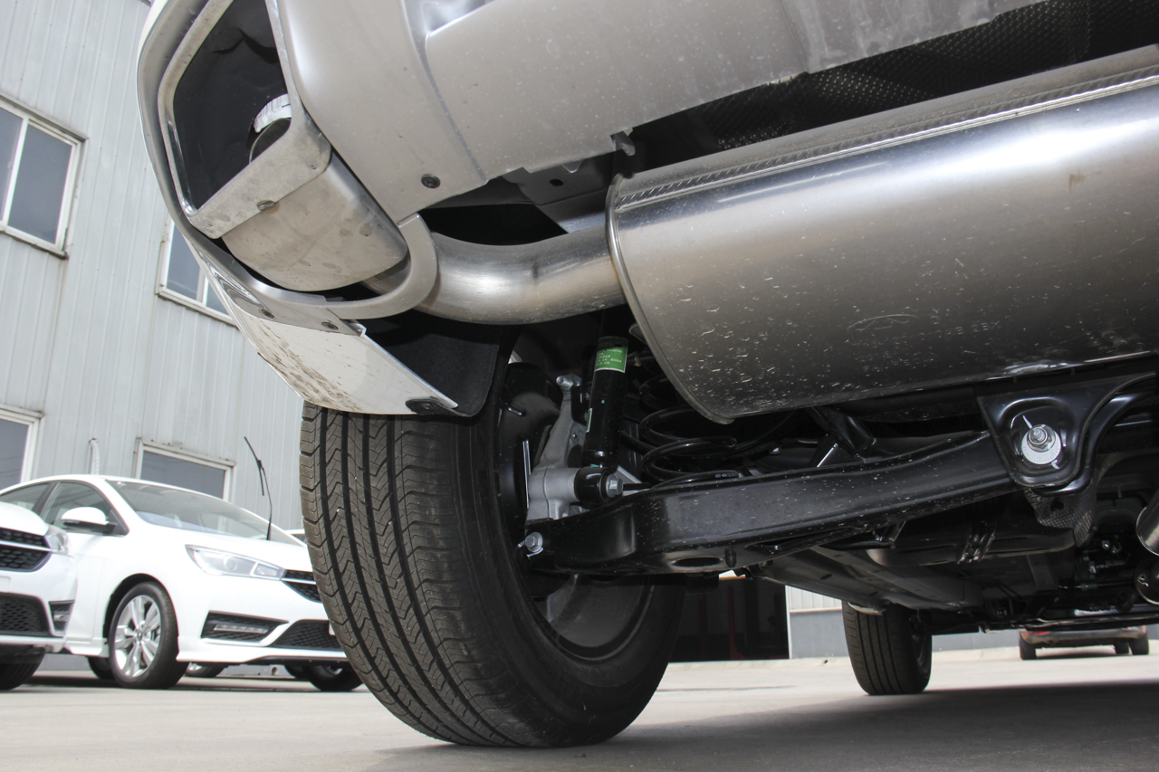 2018款瑞虎7 1.5T手动精英版