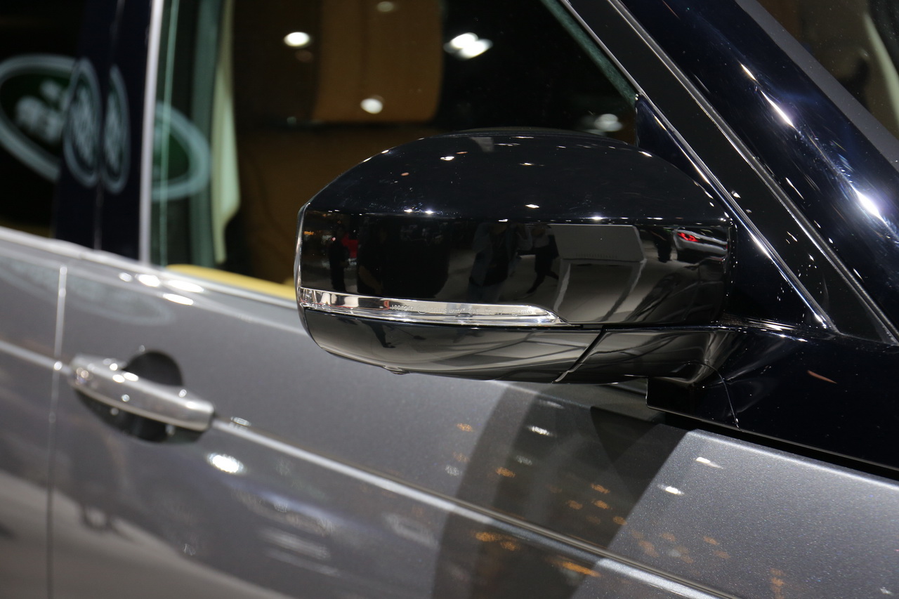 2018广州车展实拍：路虎发现