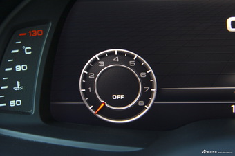 2016款奥迪Q7 2.0T自动40TFSI S-Line运动型