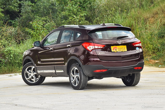 2015款海马S5 1.5T自动旗舰型