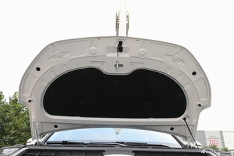 2018款宝骏530 1.8L自动精英型