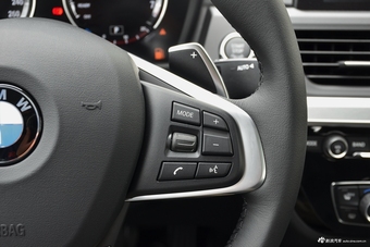 2018款宝马1系125i自动运动型