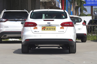 2017款福克斯两厢1.6L自动风尚型智行版