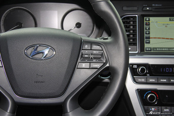 索纳塔九 2015款 2.4L TOP旗舰型