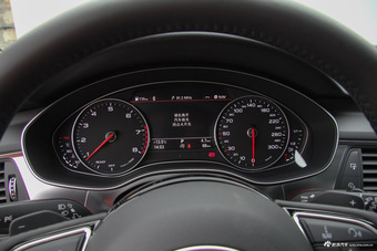 2017款奥迪A6 2.0T自动Avant Sport运动型