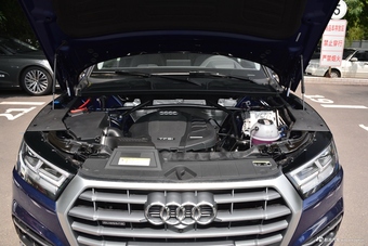 2018款奥迪Q5L 2.0T自动45 TFSI尊享风雅型国V图片