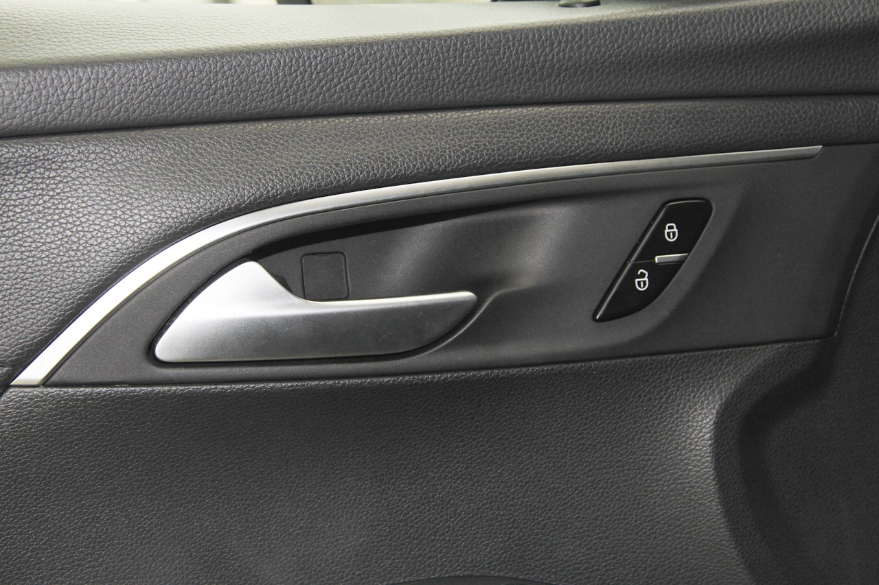 2016款宝沃BX7 2.0T自动两驱豪华版28T