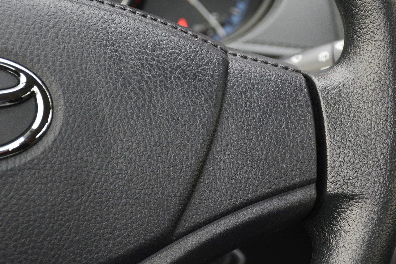 2017款威驰FS 1.3L手动锋锐版