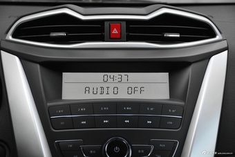 2017款比亚迪元1.5L自动酷炫时尚型