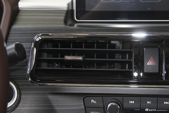 2018款北汽幻速S7 1.5T 手动尊享型