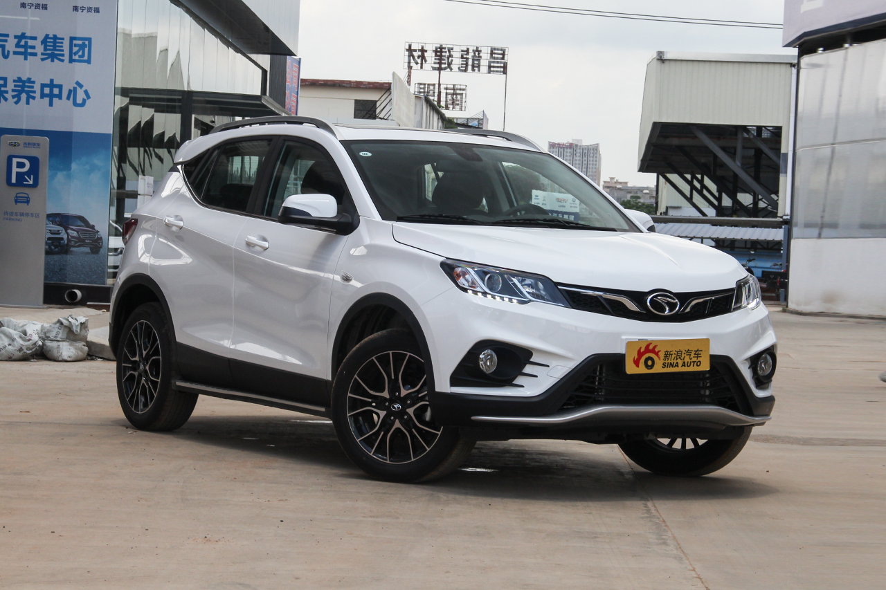 2018款东南DX3 1.5L手动尊贵型