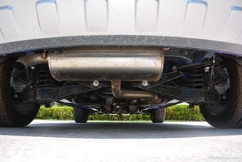 2016款驭胜S330 1.5T自动两驱尊贵版