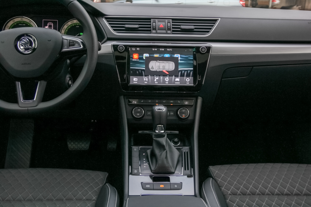 2018款速派1.8T自动TSI330 DSG舒适版