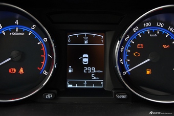 2017款风行S500 1.5L 手动豪华型 （灰色）