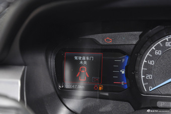 2016款撼路者2.2T手动四驱豪华版柴油