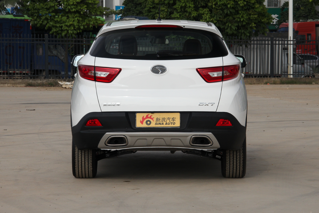 2018款东南DX7经典版1.5T自动DCT舒适型