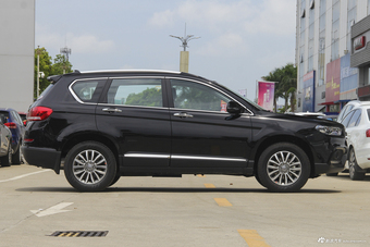 2018款哈弗H6运动版1.5T自动两驱精英型蓝标