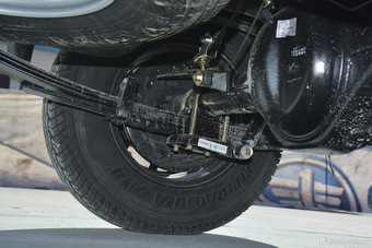 2016款骐铃T7 2.8T手动四驱舒适版加长轴距JE493ZLQ4CB