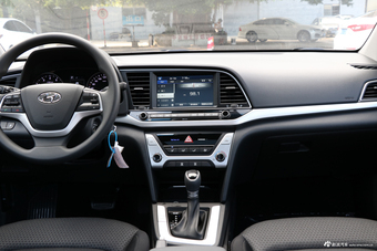 2018款领动 1.6L自动15周年特别版