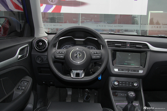 2017款名爵ZS 1.5L手动尊享互联网版