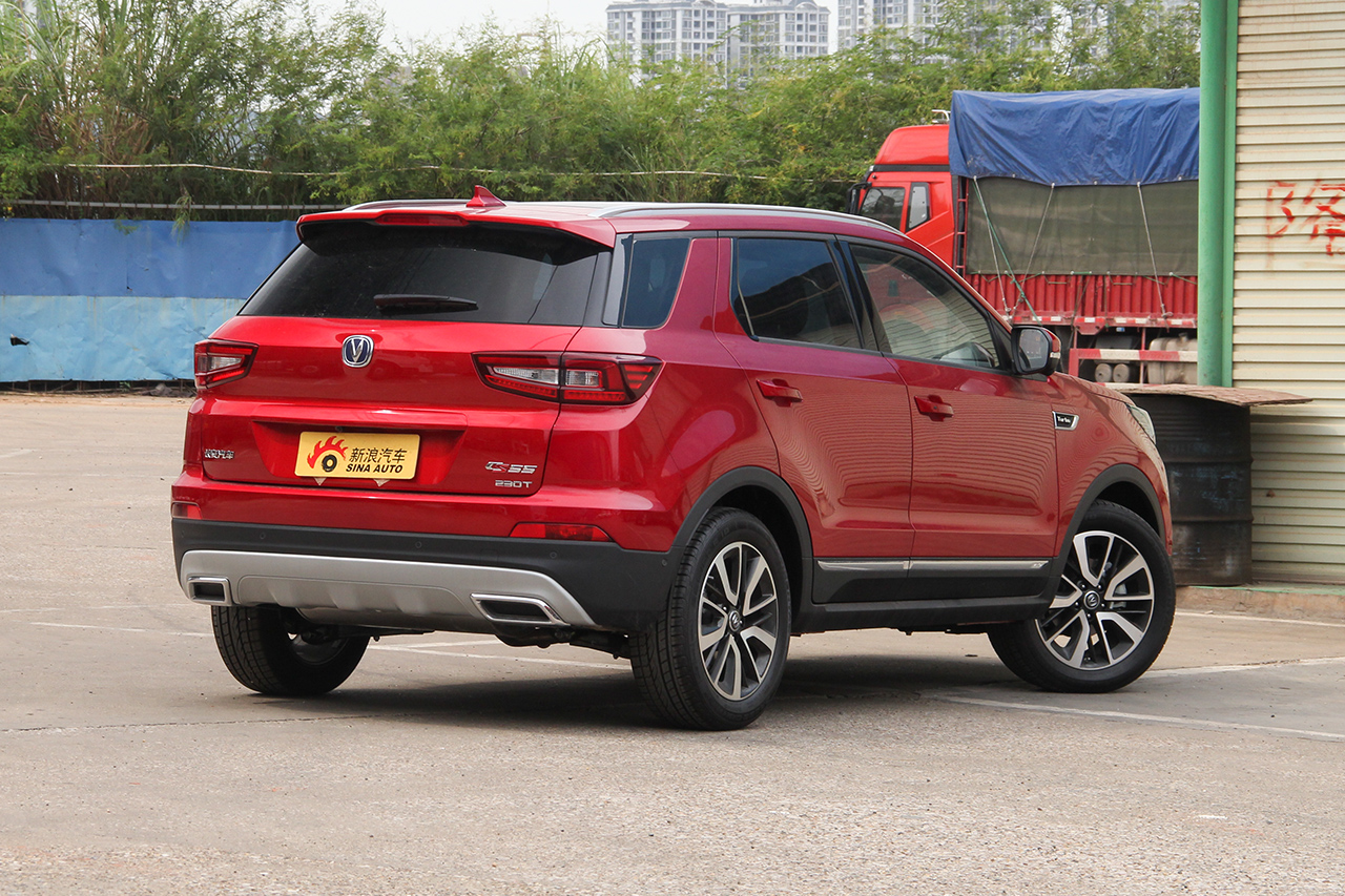 2017款长安CS55 1.5T自动炫耀型