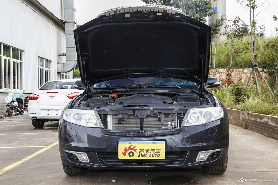 2015款红旗H7 2.0T 自动豪华型