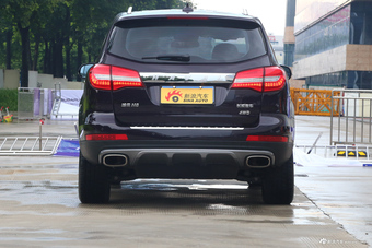 2017款哈弗H8 2.0T自动汽油四驱尊享型