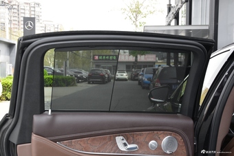 2018款奔驰E级改款3.0T自动 320 L 4MATIC