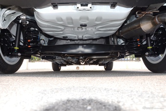 2016款YARiS L 致炫1.5L自动炫动天窗版