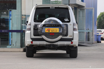 2016款帕杰罗（进口）3.0L自动豪华版 国4