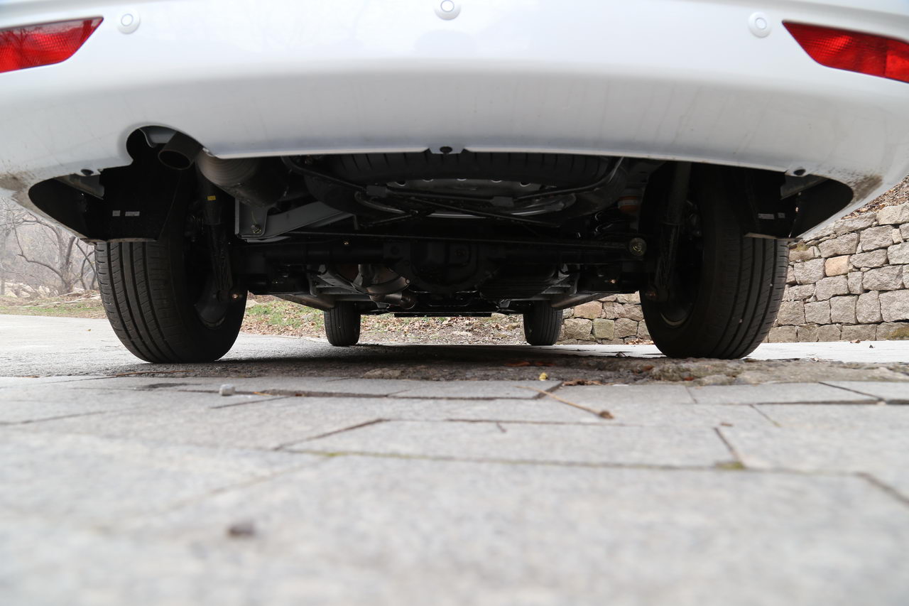 2017款长安睿行S50  1.5L手动次顶配