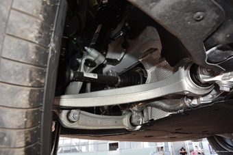 平行进口2017款奥迪Q7 3.0T 墨版