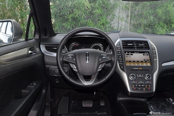 2018款林肯MKC 2.0T自动两驱尊享版