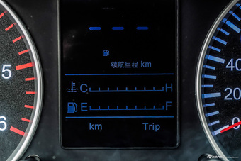 2016款 拓陆者 2.8T E5 柴油两驱精英版ISF2.8
