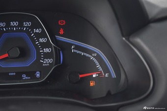 2016款锐3 1.6L手动智享型