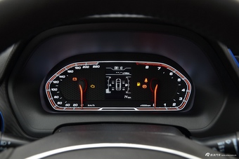 2017款瑞虎3X 1.5L手动版I 白色