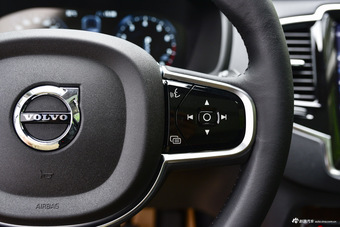 2015款沃尔沃XC90 2.0T自动 T6智雅版7座