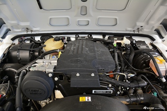 2016款卫士斯达泰克110 2.2L柴油68周年纪念版