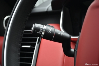 2018款路虎揽胜运动 3.0 v6锋尚创世版DYMAMIC