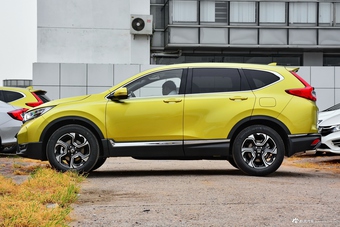 2017款CR-V 1.5T 240TURBO自动四驱尊贵版