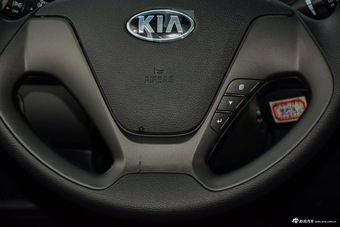 2016款起亚K3 1.6L手动GL