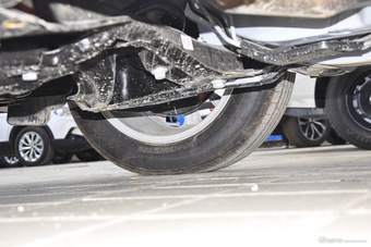 2016款中华V3 1.5L手动精英型