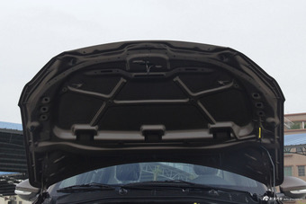 2016款标致301 1.6L自动舒适型