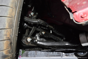 2018款奔腾B50 1.4T自动20周年纪念版