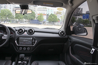 2018款东南DX3 1.5T自动旗舰型