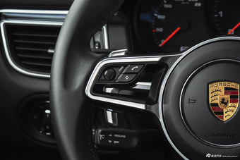 2016款保时捷Macan 2.0T自动