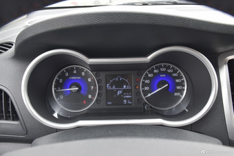 2017款风神AX3领先版1.5L自动致酷型