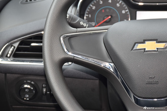 2018款科鲁兹1.5L自动炫锋都市版320